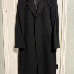 Elegant Black Trench Coat for Men
